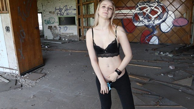 Stacy Starando: Beautiful Sex With A Beautiful girl In An Abandoned Building