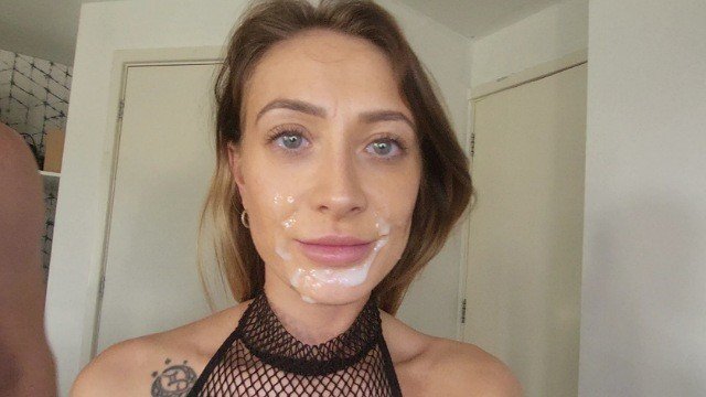 Polly Pearson: Got cum all of my neighbours sexy face! HOT MILF drains cock ? 
