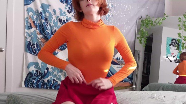 Sweet Nymph: Velma Motivating Shaggy! 